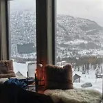 Timblalodgen - Mountain Near Sognefjord & Flam Villa